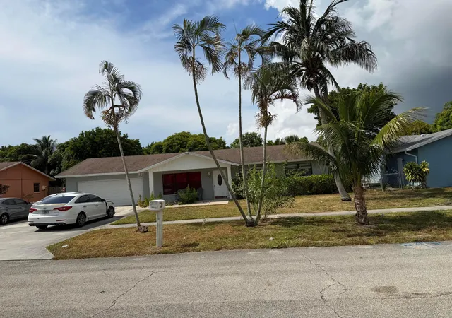 Photo 1 of Single family home for sale at 2986 Cortez Ln, Delray Beach, FL 33445 | MLS# B26056890 | Listing updated on 2026-09-23