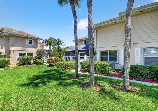 Photo 2 of Townhouse for sale at 3504 Medford Ct, Boynton Beach, FL 33436 | MLS# B26057072 | Listing updated on 2026-09-24