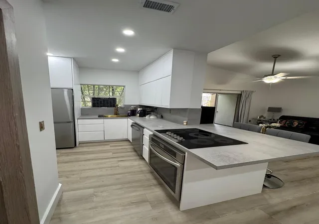 Photo 2 of Condo for sale at 2331 Nw 96th Terrace #17H, Pembroke Pines, FL 33024 | MLS# B26057268 | Listing updated on 2026-09-23