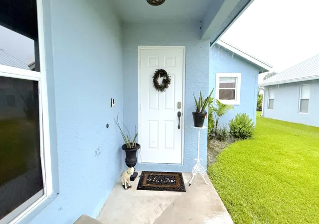 Photo 2 of Single family home for sale at 2414 Sw Regency Rd, Stuart, FL 34997 | MLS# B26057298 | Listing updated on 2026-09-23