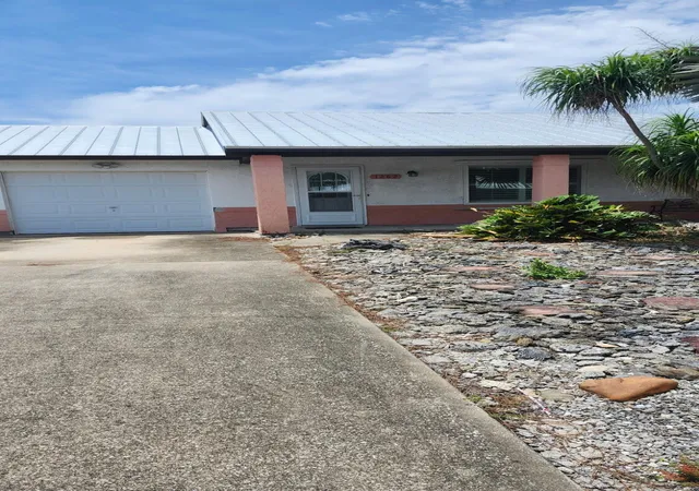 Photo 1 of Sale Pending at 1282 Schumann Dr, Sebastian, FL 32958 | MLS# B26057309 | Listing updated on 2026-09-20