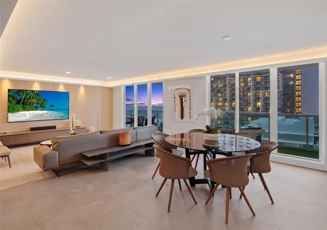 4th image of 2301 Collins Ave #1003/1004, Miami Beach, FL 33139 | MLS# A12060209