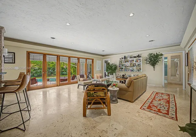 4th image of 7331 Sw 117Th Ter, Pinecrest, FL 33156 | MLS# A12059505