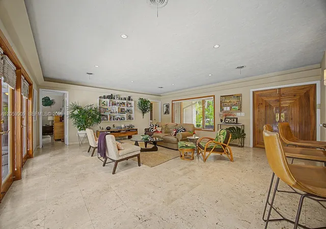 5th image of 7331 Sw 117Th Ter, Pinecrest, FL 33156 | MLS# A12059505