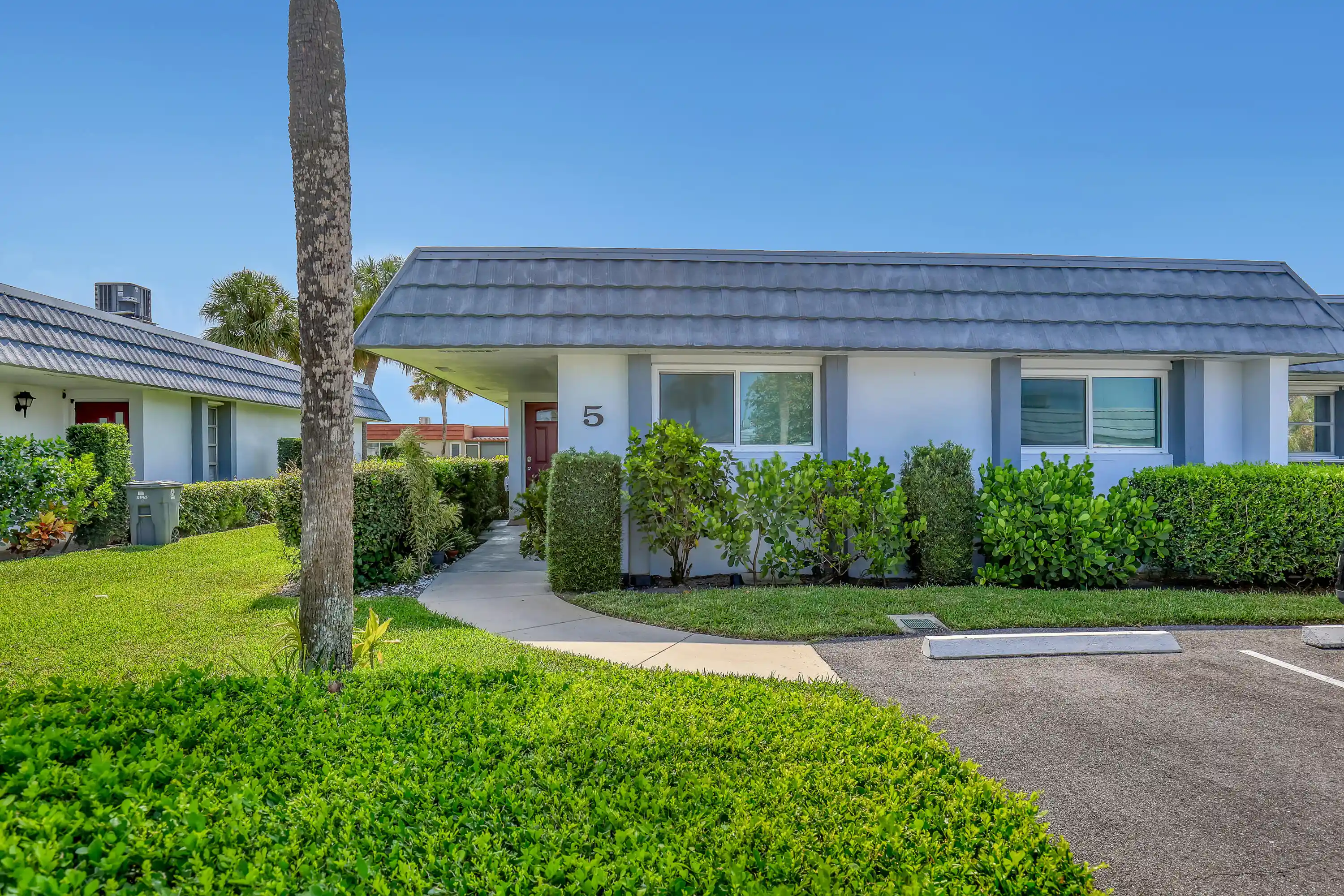Photo 1 of Single family home for sale at 2886 Fernley Dr E #5, West Palm Beach, FL 33415 | MLS# B26057445 | Listing updated on 2026-10-28