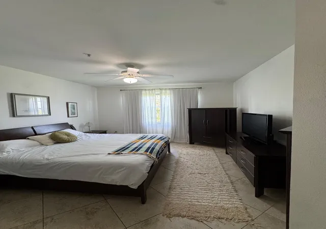 Listing Photo 5 - Condo for sale in building located at 11750Th St Andrews Pl, Wellington, FL 33414 - Unit #307