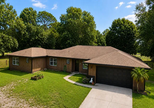 Photo 1 of Single family home for sale at 140 Park Land Dr, Lake Placid, FL 33852 | MLS# B26057520 | Listing updated on 2026-10-05