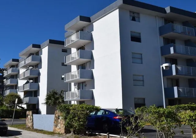 1st image of 1801 S Treasure Dr #115, North Bay Village, FL 33141 | MLS# A12061317
