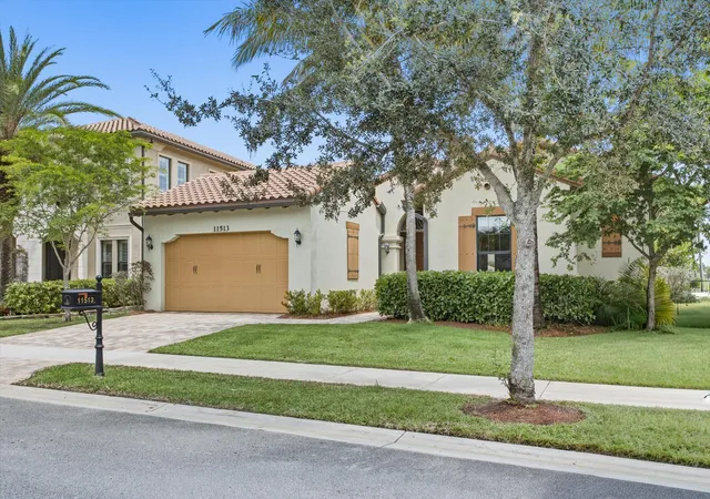 Photo 2 of Single family home for sale at 11513 Nw 81st Place, Parkland, FL 33076 | MLS# B26057613 | Listing updated on 2026-09-23