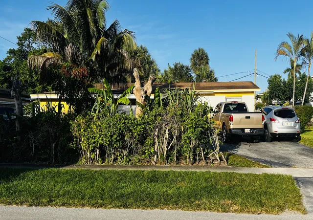 Single family home for sale at 1270 NW 54th Avenue, Lauderhill, FL 33313 | MLS# B26057635