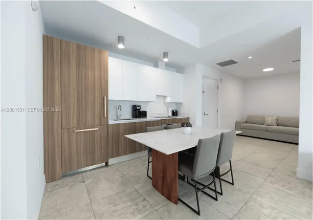 1st image of 239 Sw 9th St #2103, Miami, FL 33130 | MLS# A12061537