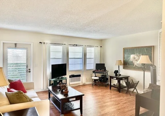 3rd image of 134 Brighton D, Boca Raton, FL 33434 | MLS# B26057729