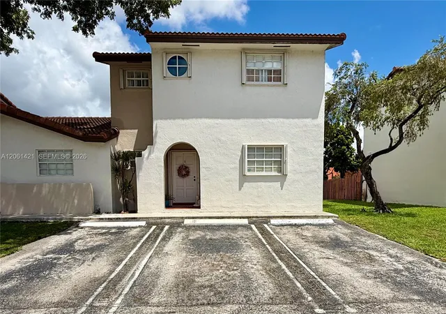 2nd image of 13561 Sw 62nd St #17435, Miami, FL 33183 | MLS# A12061421