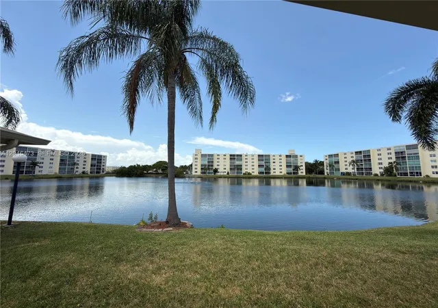 3rd image of 141 Se 3Rd Ave #106, Dania, FL 33004 | MLS# A12046473