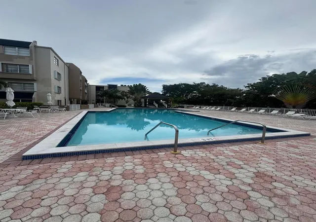 32nd image of 7705 Sw 86th St #B211, Miami, FL 33143 | MLS# A12061716