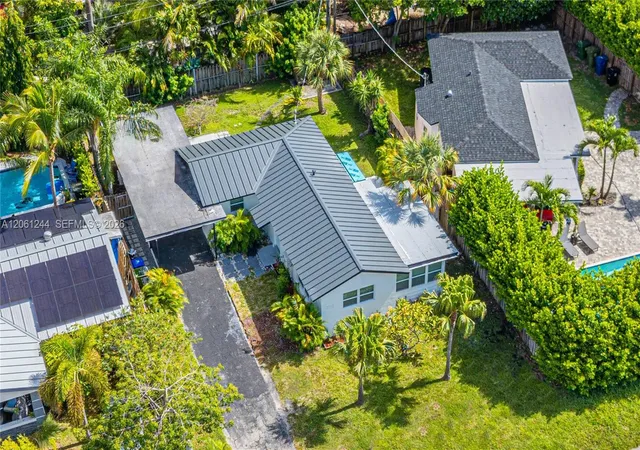 1st image of 731 Ne 16th St, Fort Lauderdale, FL 33304 | MLS# A12061244