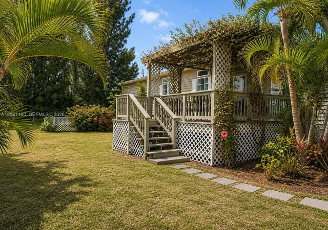 2nd image of 20472 Luettich Ln, Estero, FL 33928 | MLS# A12061160