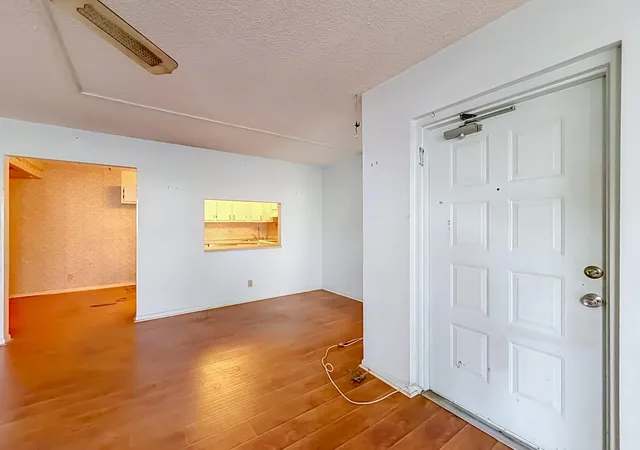 Photo 4 of Condo for sale at 1104 Green Pine #E1, West Palm Beach, FL 33409 | MLS# B26057854 | Listing updated on 2026-10-01