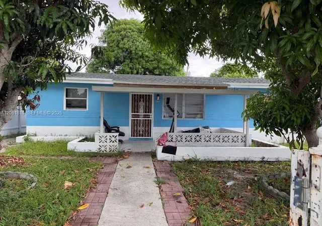 2nd image of (Undisclosed), North Miami Beach, FL 33162 | MLS# A12061810