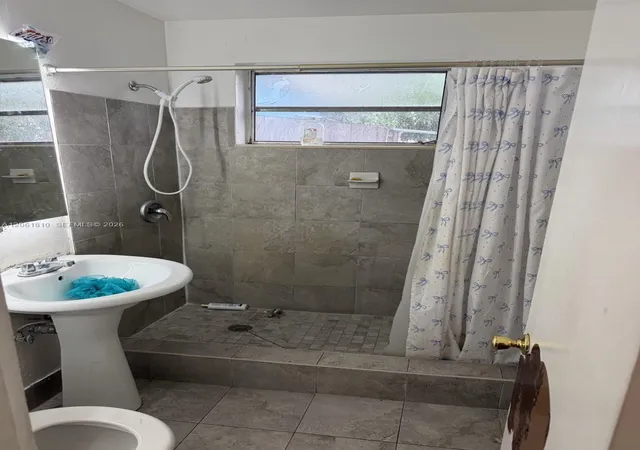 8th image of (Undisclosed), North Miami Beach, FL 33162 | MLS# A12061810