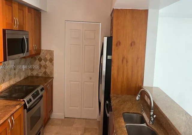 4th image of 1755 E Hallandale Beach Blvd #1605E, Hallandale Beach, FL 33009 | MLS# A12061820