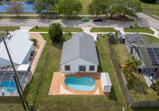 Photo 2 of Single family home for sale at 1240 Grandview Cir, Royal Palm Beach, FL 33411 | MLS# B26057887 | Listing updated on 2026-10-08