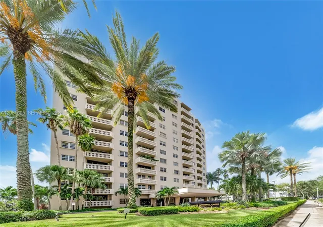 1st image of 90 Edgewater Dr #501, Coral Gables, FL 33133 | MLS# A12061805