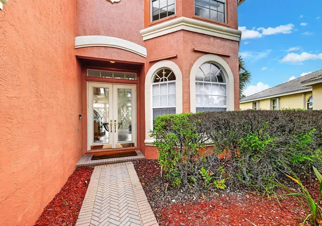 4th image of 2279 Ridgewood Cir, Royal Palm Beach, FL 33411 | MLS# B26057899