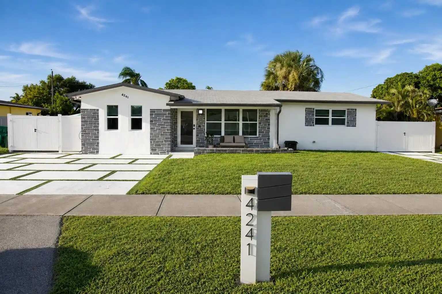 Photo 1 of Single family home for sale at 4241 Sw 21st Street, Fort Lauderdale, FL 33317 | MLS# B26057903 | Listing updated on 2026-10-27