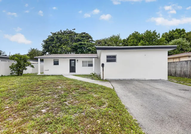 2nd image of 1111 SW 31st Avenue, Fort Lauderdale, FL 33312 | MLS# B26057917
