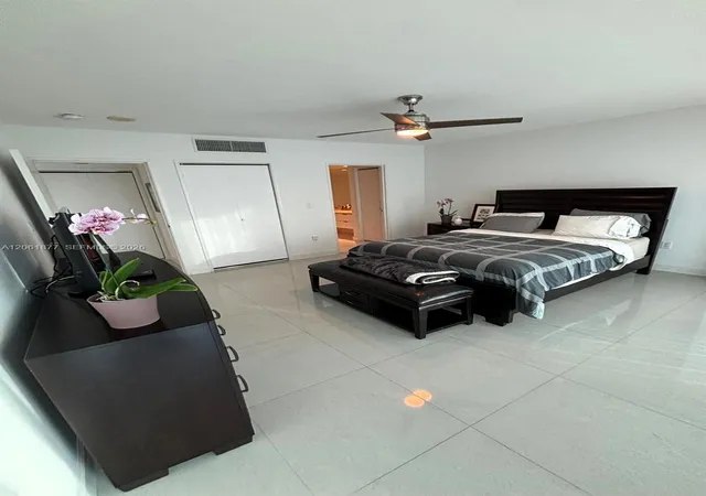 4th image of 9401 Collins 401, Surfside, FL 33154