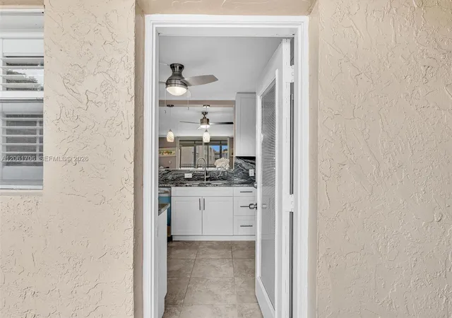 3rd image of 201 Se 11Th Ter, Dania Beach, FL 33004