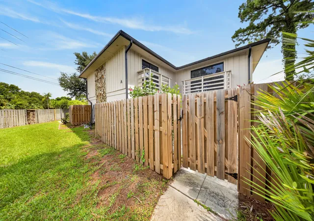 36th image of 2811 Stoneway Ln #A, Fort Pierce, FL 34982 | MLS# B26057931