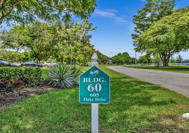 Photo 2 of Condo for sale at 605 Oaks Dr #810, Pompano Beach, FL 33069 | MLS# B26057956 | Listing updated on 2026-10-07
