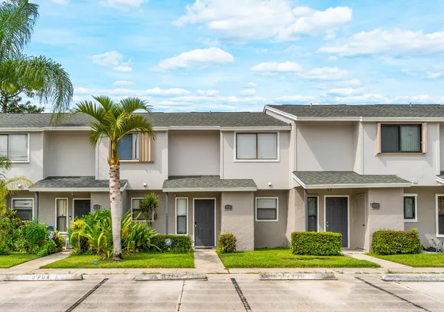 Photo 2 of Townhouse for sale at 3703 Inlet Cir, Greenacres, FL 33463 | MLS# B26057969 | Listing updated on 2026-10-01