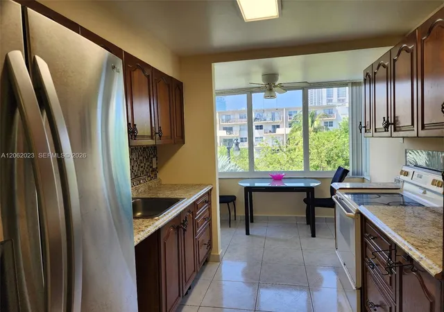 2nd image of 250 180th Dr #301, Sunny Isles Beach, FL 33160 | MLS# A12062023