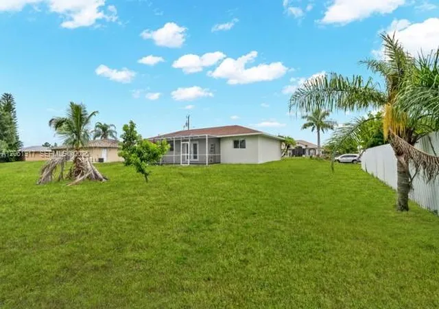 2nd image of 909 Sally Ave Ne, Lehigh Acres, FL 33971 | MLS# A12061917