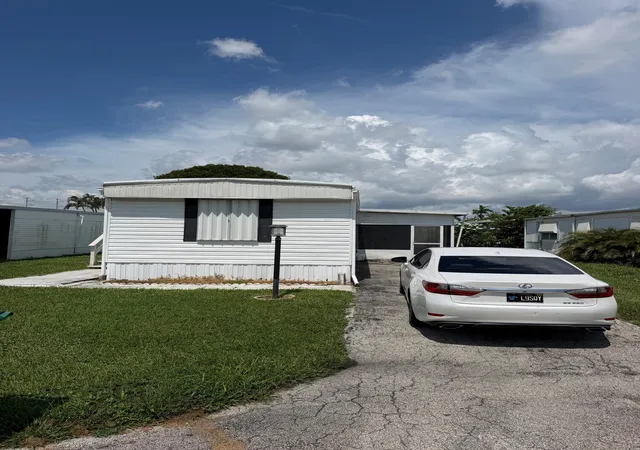 Photo 1 of Sale Pending at 5251 Sw 22nd Avenue, Fort Lauderdale, FL 33312 | MLS# B26058011 | Listing updated on 2026-09-24