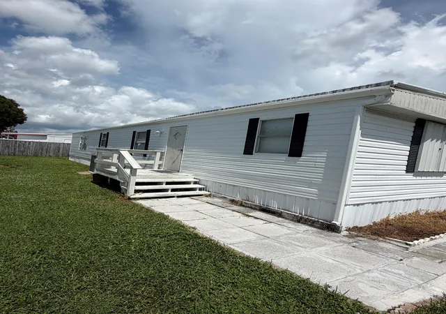 Photo 2 of Sale Pending at 5251 Sw 22nd Avenue, Fort Lauderdale, FL 33312 | MLS# B26058011 | Listing updated on 2026-09-24