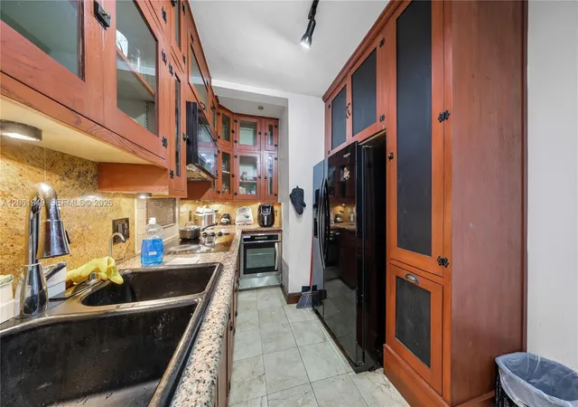 3rd image of 1289 Marseille Dr #45, Miami Beach, FL 33141 | MLS# A12061949