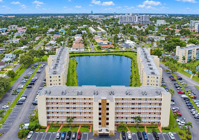 Condo for sale at 321 SE 3rd Street #302, Dania, FL 33004 | MLS# B26058055