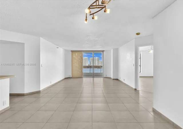 4th image of 3530 Mystic Pointe Dr, Aventura, FL 33180
