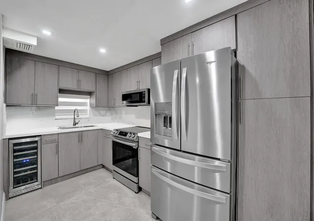 Photo 2 of Condo for sale at 9410 N Hollybrook Lake Dr #201, Pembroke Pines, FL 33025 | MLS# B26058073 | Listing updated on 2026-09-23