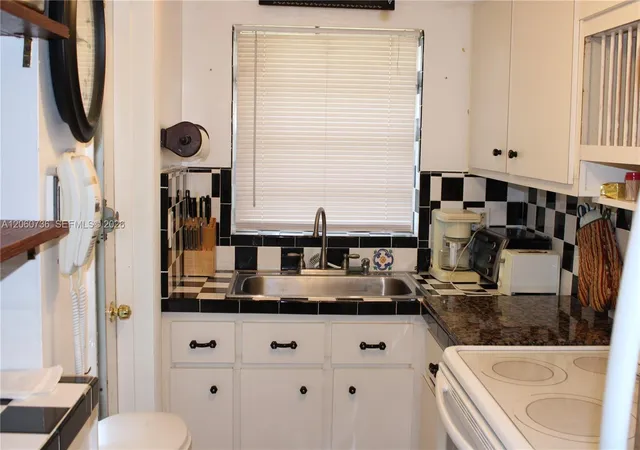 5th image of 5300 Washington St #H134, Hollywood, FL 33021 | MLS# A12060736