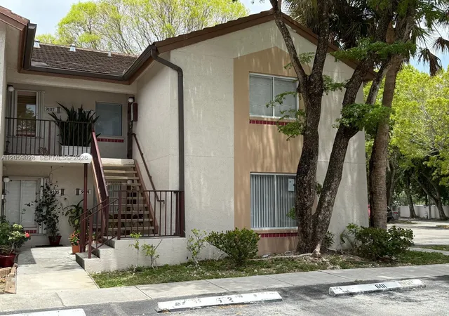 1st image of 9103 Sw 138th Pl #9103, Miami, FL 33186 | MLS# A12059028