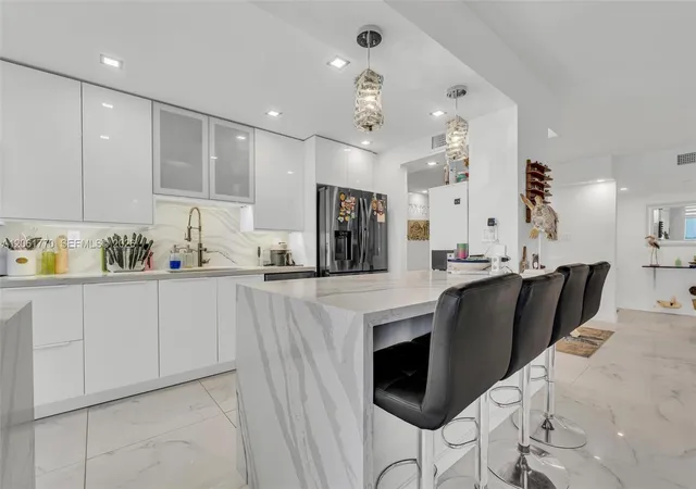 1st image of 18071 Biscayne Blvd #901, Aventura, FL 33160 | MLS# A12061770