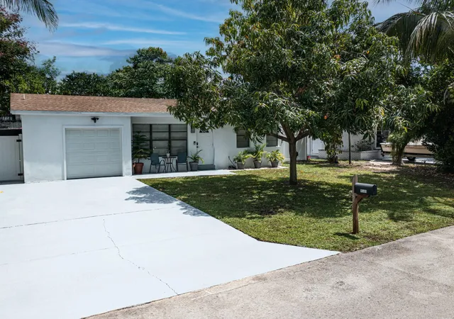 1st image of 1561 NE 30th Court, Pompano Beach, FL 33064 | MLS# B26058128