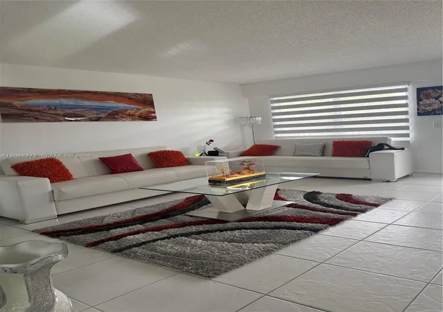 4th image of 13255 Sw 7Th Ct #406D, Hollywood, FL 33027 | MLS# A12062279