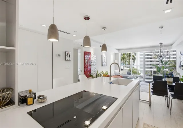 3rd image of 5600 Collins Ave #5A, Miami Beach, FL 33140 | MLS# A12062284