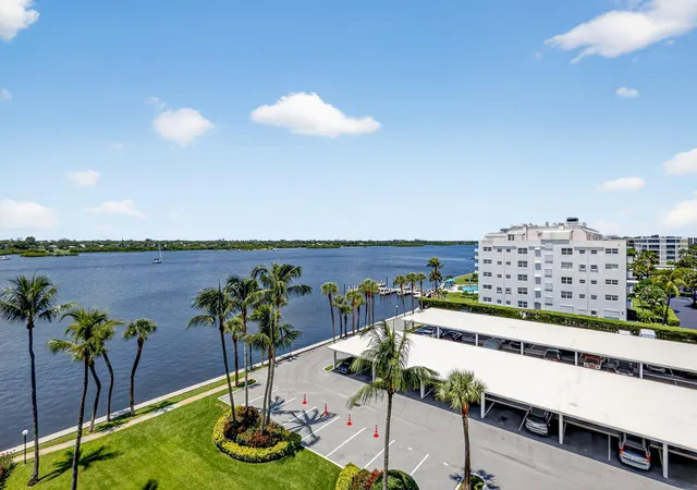 Photo 2 of Sale Pending at 2860 S Ocean Blvd #604, Palm Beach, FL 33480 | MLS# B26058159 | Listing updated on 2026-10-06